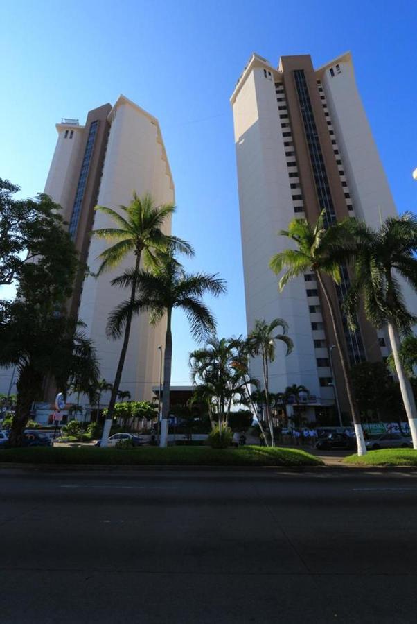 Suites Torres Gemelas Vip Ακαπούλκο Εξωτερικό φωτογραφία